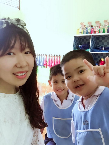 Pang Yuejie (Elena): Public Relation