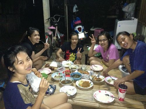 Thai Family and Friends by Andra Ly.Australia, Free Vounteer Thailand Project