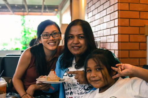 Thai Family and Friends by Andra Ly.Australia, Free Vounteer Thailand Project