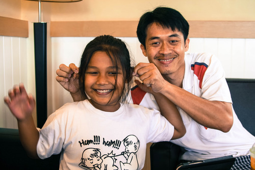 Thai Family and Friends by Andra Ly.Australia, Free Vounteer Thailand Project