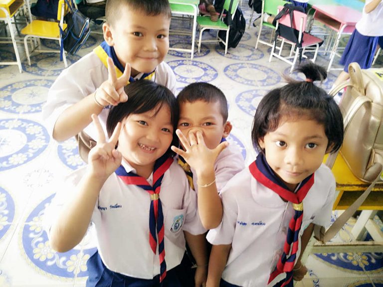 风雨兼程,只为你.作者 yarrow静 关